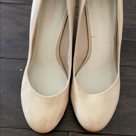 Nine West Nude Pumps - Picture 2 of 5